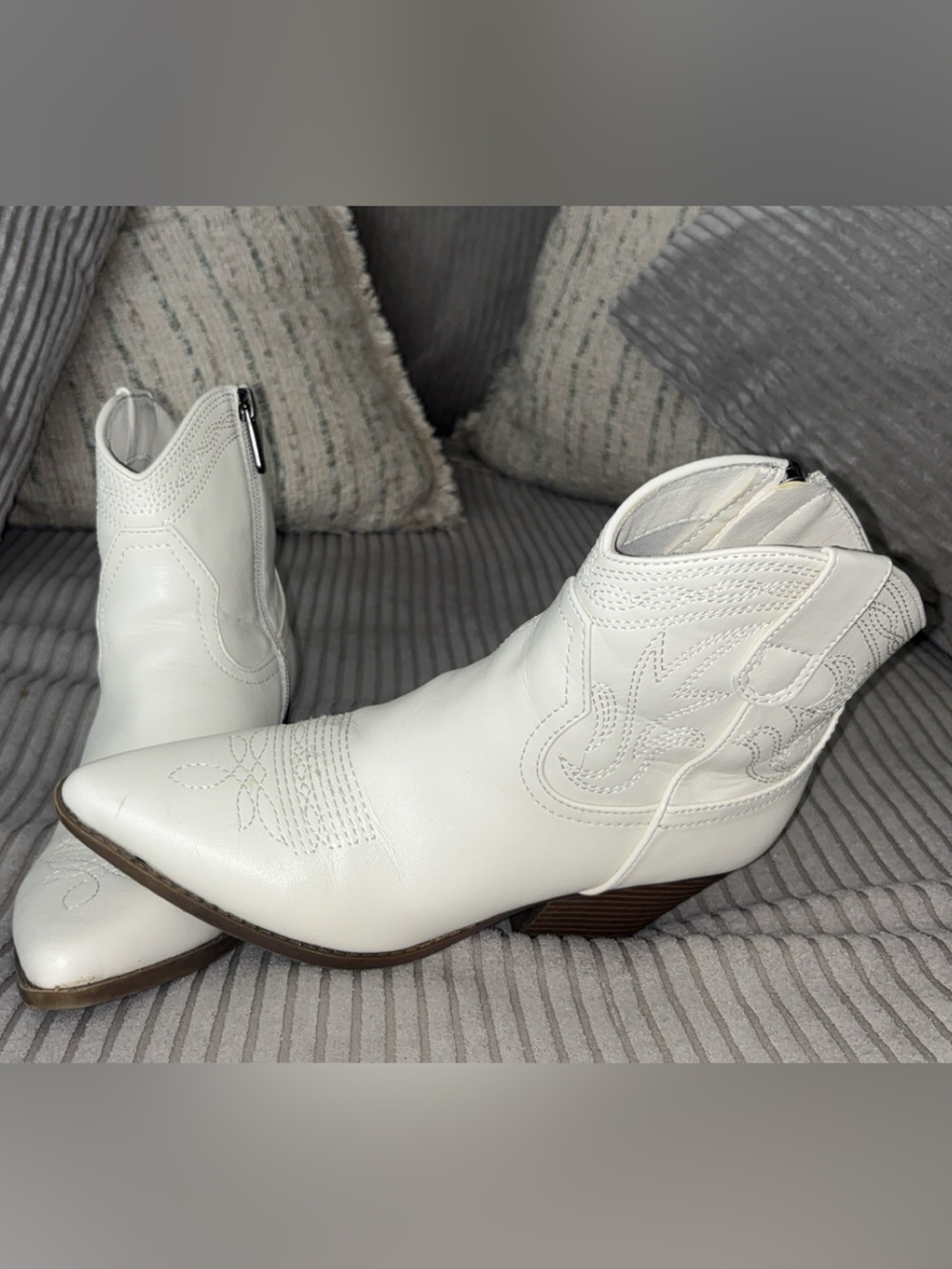 White Pointed-Toe Western Ankle Boots